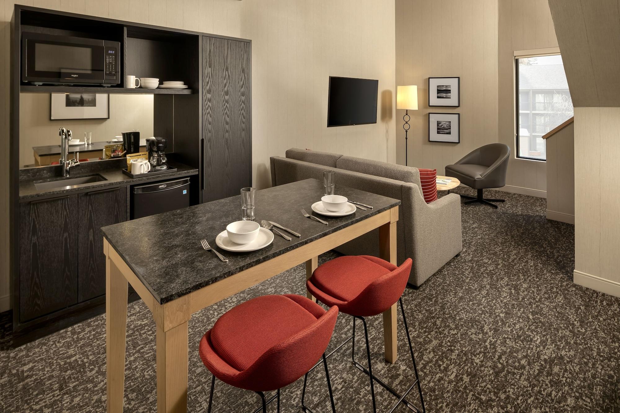 Homestead Inn بانف المظهر الخارجي الصورة