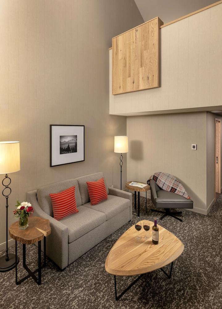 Homestead Inn بانف المظهر الخارجي الصورة